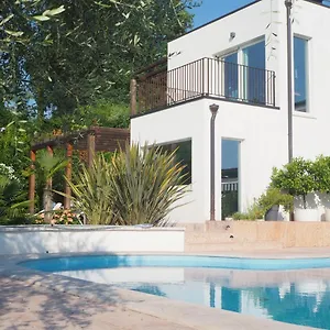 Fair Garden Apartment